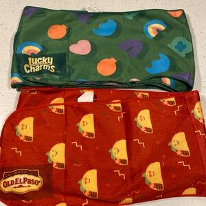 GENERAL MILLS OLD EL PASO LUCKY CHARMS retro logo print winter scarves pair lot